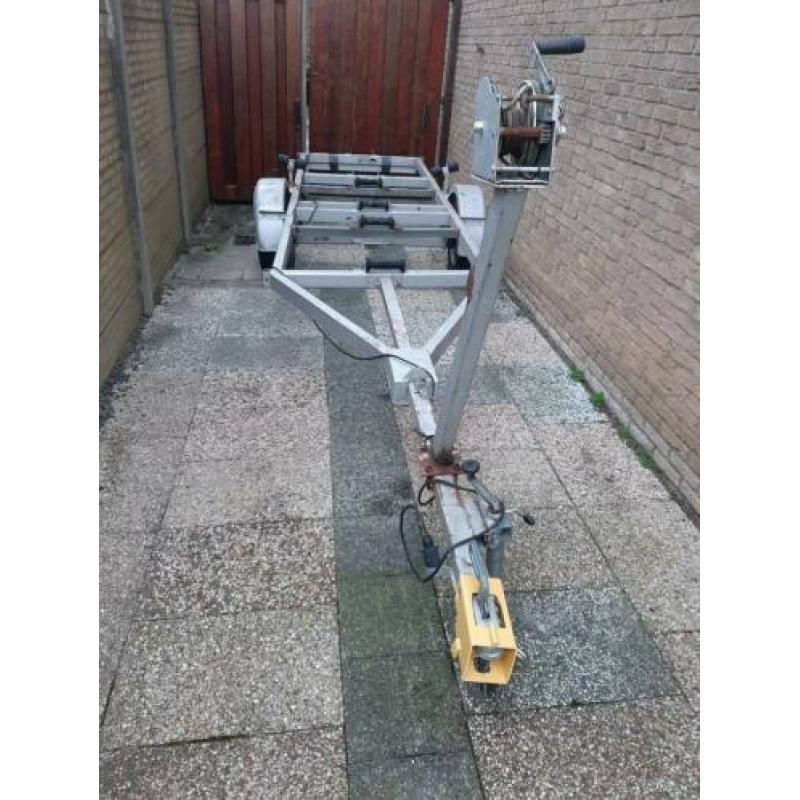 Boottrailer kanteltrailer <750kg wit kenteken kantel sloep