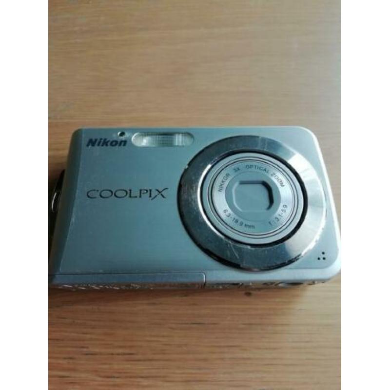 Nikon Coolpix S210 Camera