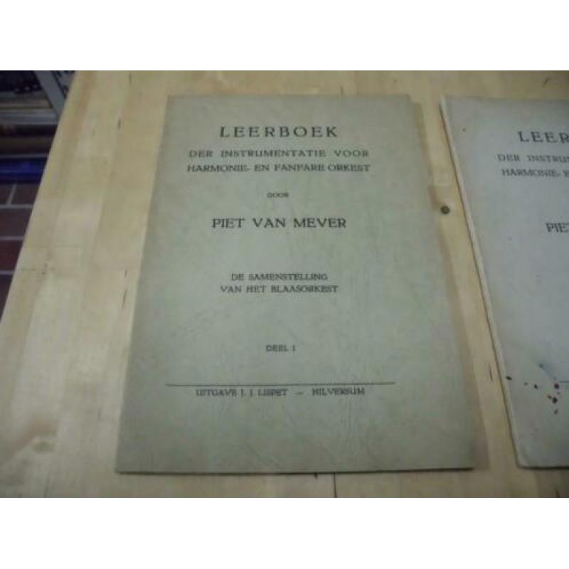 2 dln: Leerboek der instrumentatie voor harmonie- en fanfare