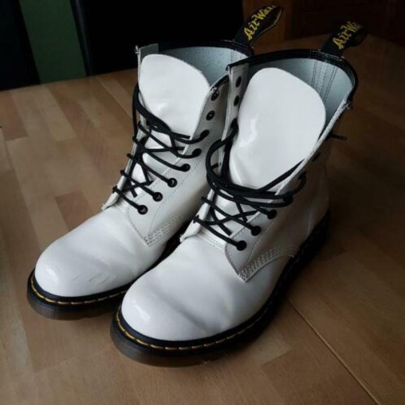 Dr. Martens - model 1460 patent - mt 43