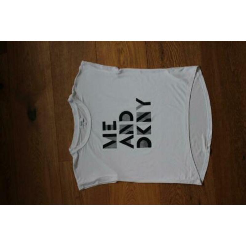 DKNY t-shirt wit mt 10 meisje (bied ex verzendkst)