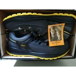 safety shoes Urgent 44 (29,1cm) S1 new