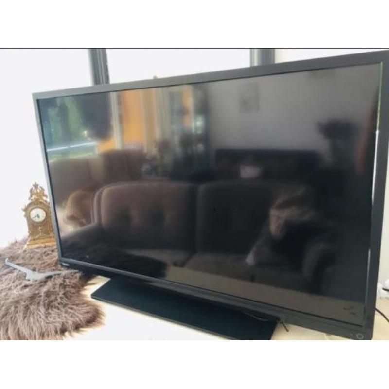 Toshiba smart full HD TV (defect)42 inch