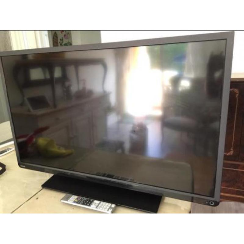 Toshiba smart full HD TV (defect)42 inch