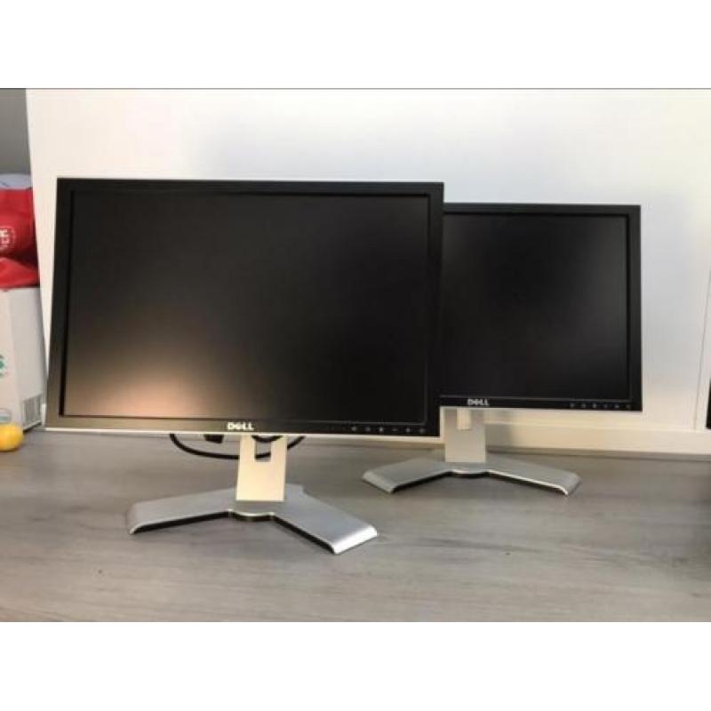 2 Dell Ultrasharp 2007wfp 20 inch monitoren