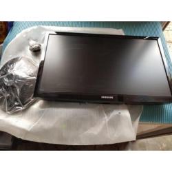 Samsung LCD TV Monitor